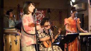 My Little Grass Shack in Kealakekua Hawaii