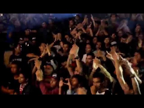 Rocket Rockers - Bersama Taklukan Dunia (Live at Univ Tanjungpura Pontianak)