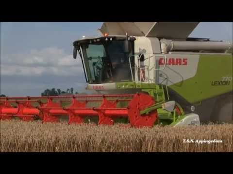Landb.Westerhof Woldendorp  Combinen/Persen met CLAAS.