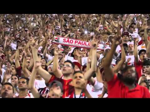 "Oh, oh, oh, toca no Calleri que é gol...!!!"