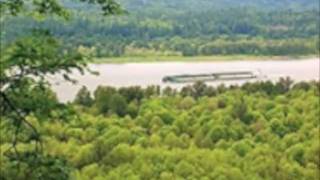 Xanthe Littlemore sings Woody Guthrie: &quot;Roll On Columbia&quot;