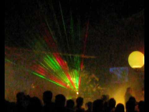 DJ MIKELE PLAYING MODEL @ TOTEM SUMMER CLUB 9.7.2010.