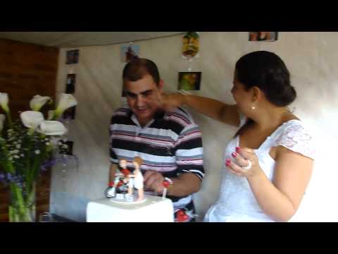 FESTA E ALEGRIA NA UNIÃO DE FÉ DE "DEI" E "CIELLY"