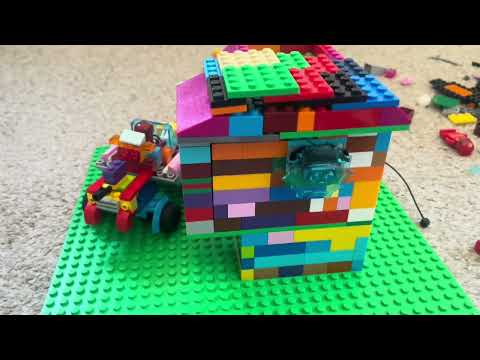 Lego Crazy House Build
