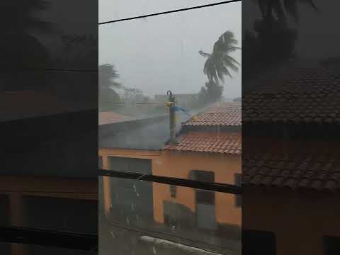 muita chuva e tempestade em teofilandia Bahia