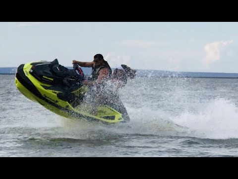 Noely Pinotando na Praia do Prata.
