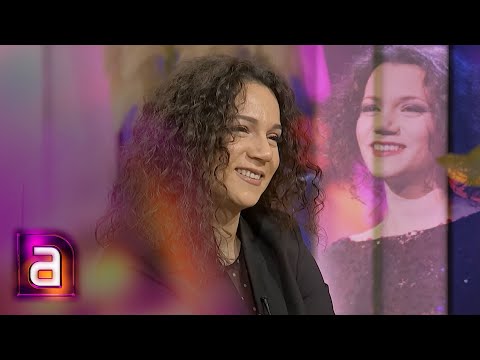 Mjellma Berisha për hitet e kohës, familjen dhe rikthimin në skenë