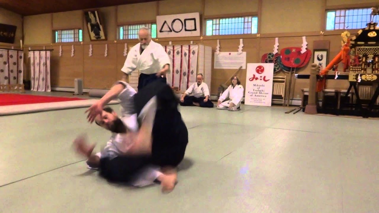 Ikkyo with Atemi
