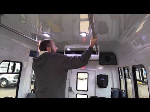 2005 Ford Startrans 14 Passenger ADA Shuttle Bus - S88410