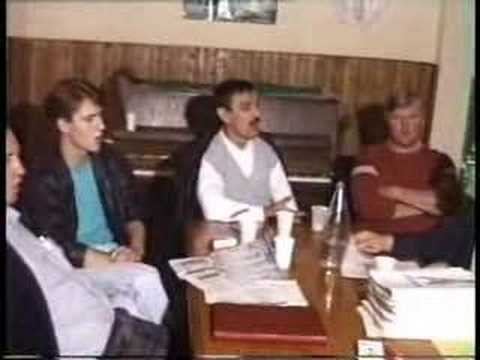 Za ludu me svitovala mati