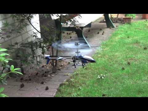 Flug eines Revell L-Ray GSY Helicopter