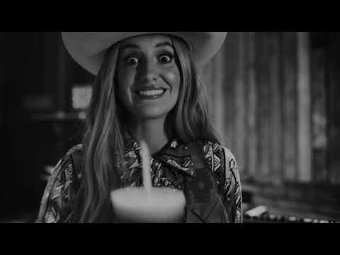 Whataburger + Lainey Wilson: A Taste of Home