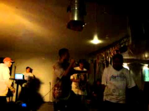 MC4 VS MANOARMADA.flv