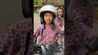 Download lagu Trio kemrewek :) mp3 Download lagu Trio kemrewek :) mp3