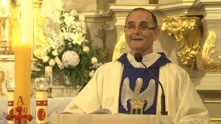 Biskup nominat Andrzej Przybylski modli się o powołania