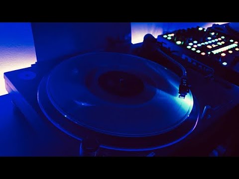 DRUM AND BASS NEUROFUNK                     VINYL { BIRG BAG }