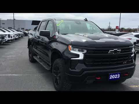 2023 Chevrolet Silverado 1500 Crew Cab Short Box 4-Wheel Drive LT Trail Boss in Black for sale at Seaway Chevrolet Buick GMC Ltd in Cornwall, ON