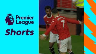 Download lagu Ronaldo x Elanga siu celebration #shorts mp3