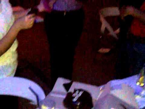 2010 - Kanu Bday cake cuttinf