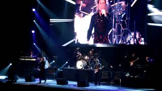 Cliff &amp; the Shadows - Please Don&#39;t Tease @MEN 17th October 2009