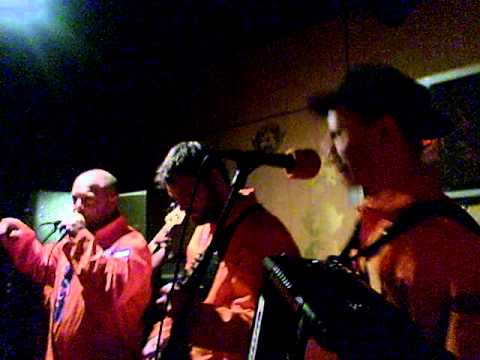The Alternauts (Polkanauts Cover Band) -  Milwaukee Polka - Live At the Horseshoe Lounge