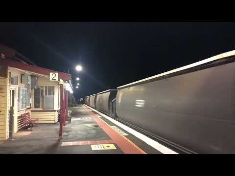 SSR 2MC4 With 3 1950 Steamliners CLF4 S311 CLF2