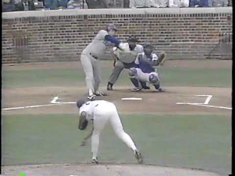Harry Caray - Chicago Cubs - (5/23/1990)