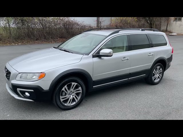 2015 VOLVO XC70 For Sale