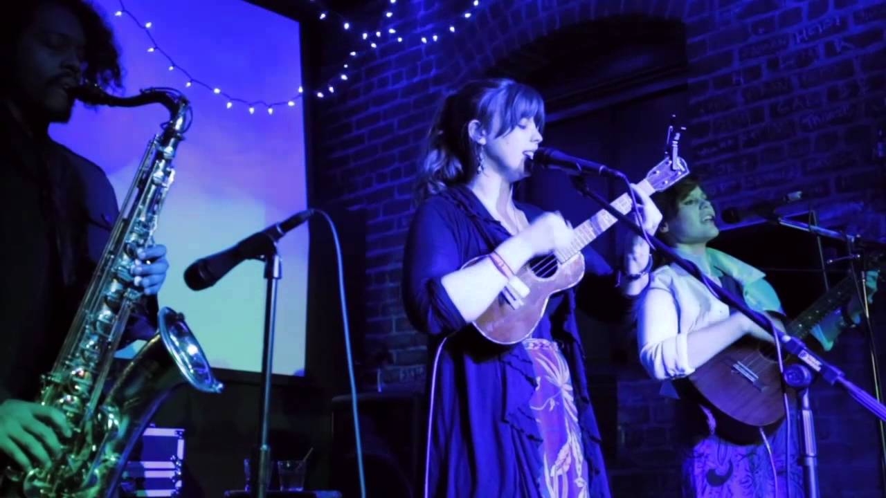 Promotional video thumbnail 2 for The Alegre Sisters