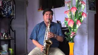 YONER Y SU SAXO
