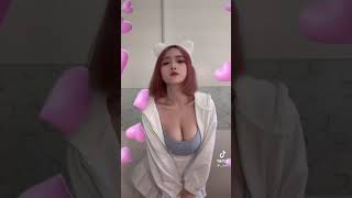 【TikTok】豊満なお胸