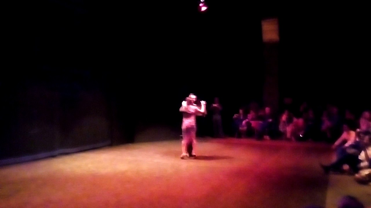 Javier Rodriguez e Luna Palacios - Milonga