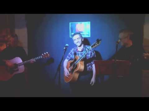 Keep Smiling: Rob Thom Live at The Virtually Acoustic Club