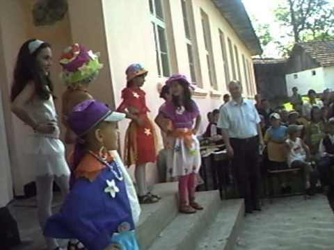 prezentare moda scoala cotumba 2010