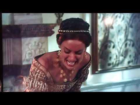 Reign 4x09 Queen Elizabeth cries as she speaks about her mother