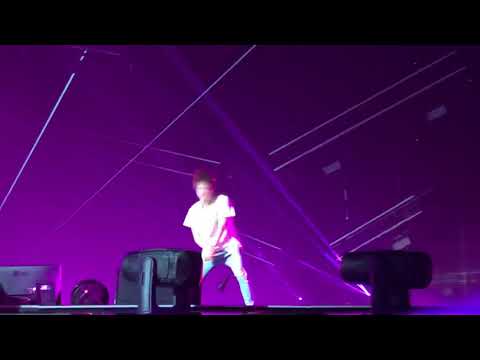 180928 BTS Love Yourself in Newark - So What