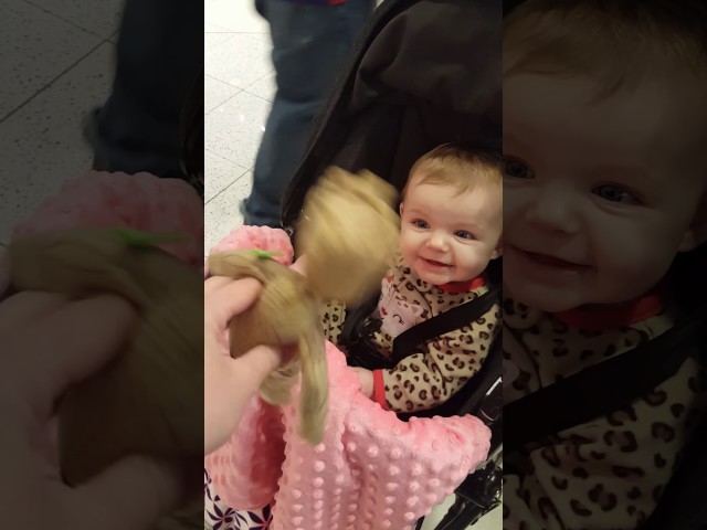 Vídeo relacionado con Disney Store Official, Guardianes de la Galaxia, Groot, minipeluche de Bolitas, 23 cm, Figura de Peluche pequeña Blanda, Apta para Todas Las Edades