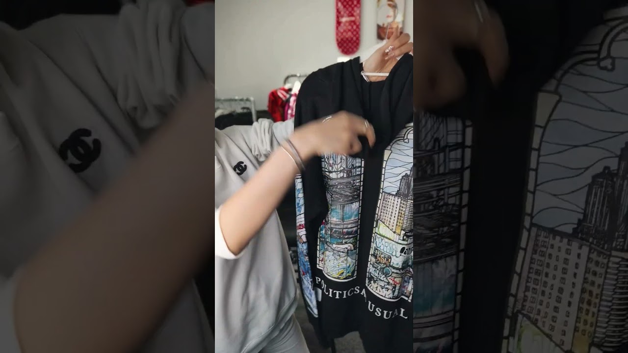 Upgrade Your Streetwear Game 🖤 Must-Have Black Hoodie!