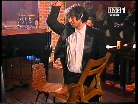 Melodia cyrkowa zagrana na krzesłach- niewiarygodne, przy fortepianie Waldemar Malicki