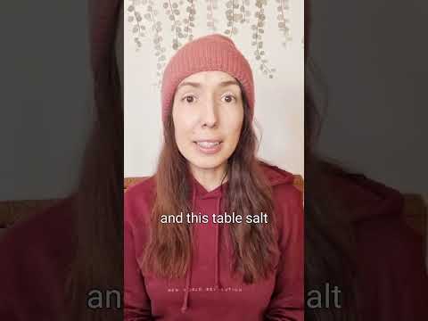 Have you been lied to about salt? Table salt vs natural sea salt 🧂 HUGE DIFFERENCE! #HEALTHMYTHS
