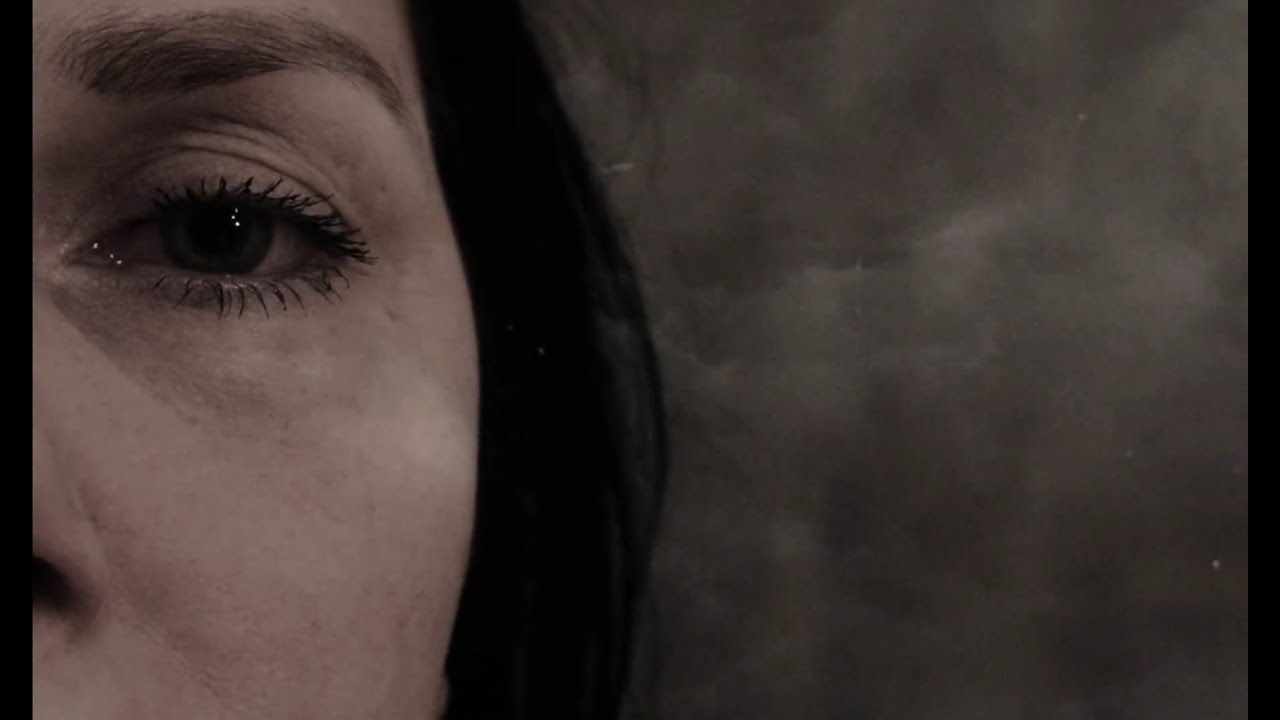 „Chociaż wszystko jest w porządku, w twojej głowie dzieje się inaczej” – nowy singiel i teledysk Shadecrown „Inadequate”