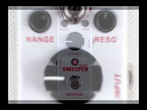 Mooer Sweeper Bass Filter Micro Pedal