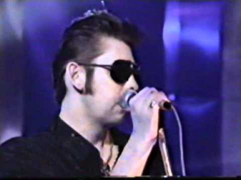 Shane MacGowan & The Popes with Sinead O'Connor - Haunted