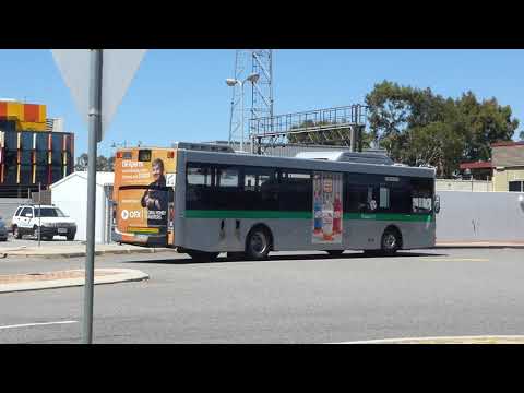 Transperth Volvo B7RLE (Volgren CR228L Futurebus) TP1476 Arrives @ Midland Station