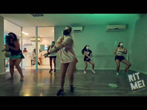 Funk | Rafa Tomé | Ela só Pensa em Beijar, MC Leozinho