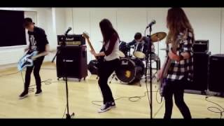 Waiting For Earthquakes - Teenage Dirtbag Cover (Official Music Video)