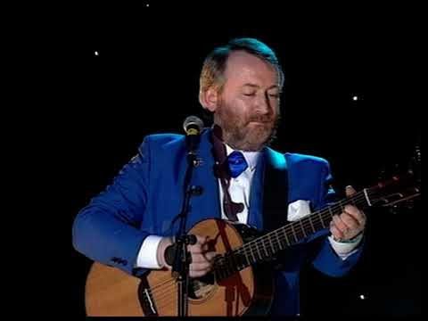 Foster & Allen - Bright Silvery Light Of The Moon (Live, Dumfries, Scotland, 1995)