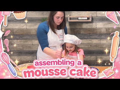 Assembling a mousse cake with Zamira!