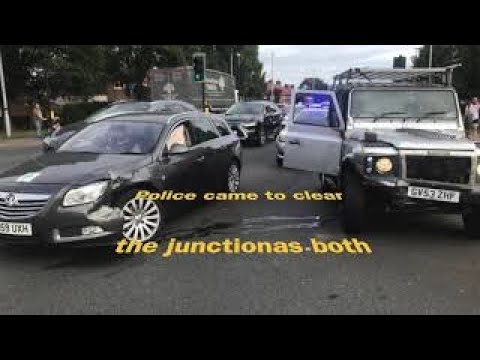 crash cam - land rover defender