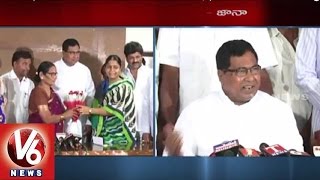 Jana Reddy Demands Government to Reinstate GHMC Sanitation Workers | Hyderabad - V6 News